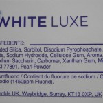 Zutaten der "3D-White-Luxe" Zahncreme von blend-a-med 