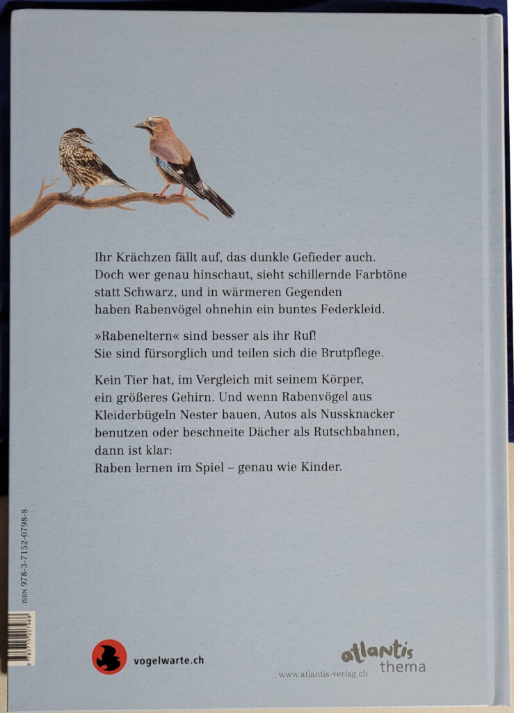 Rückenansicht des Bildersachbuchs „Schlau, schwarz und kunterbunt: Die Welt der Rabenvögel“ von Xenia Joss