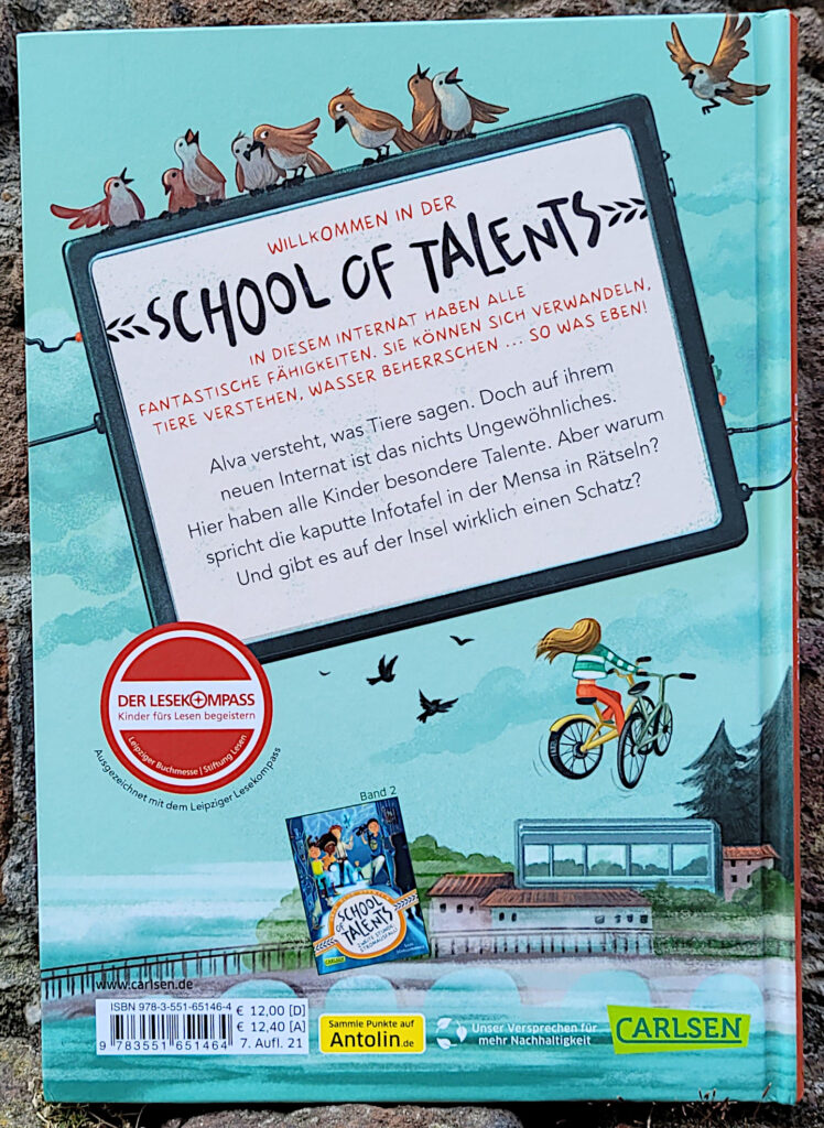 Rückseite des Kinderbuches „School of Talents 1 - Erste Stunde: Tierisch laut!“ von Silke Schellhammer