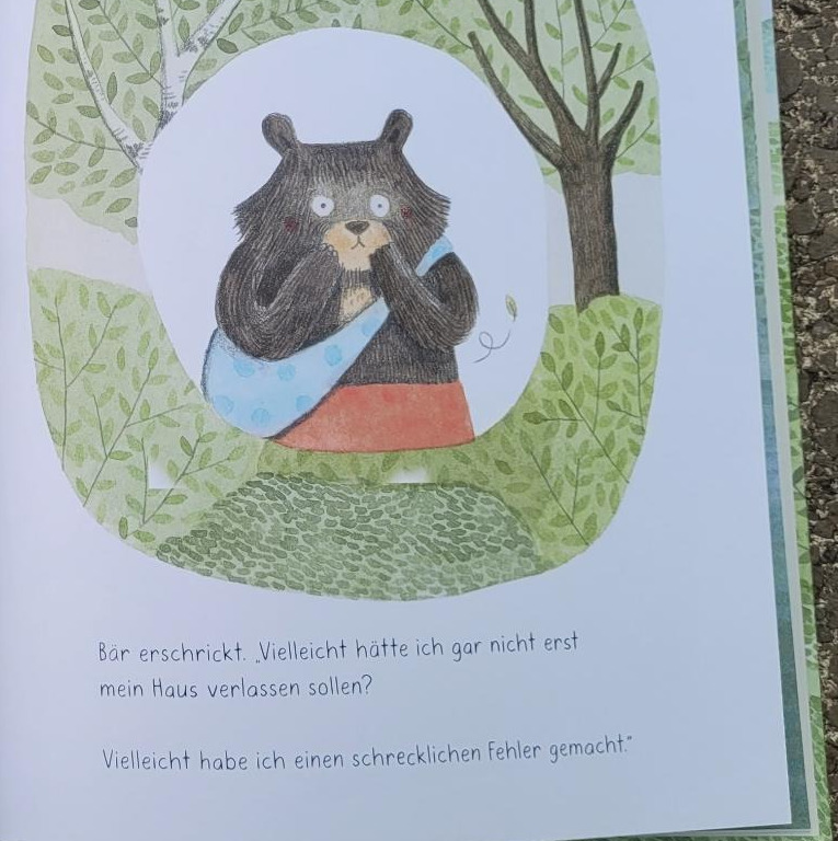 Ausschnitt einer Innenseite des Kinderbuches „Bär und das Murmeln im Wind“ von Marianne Dubuc